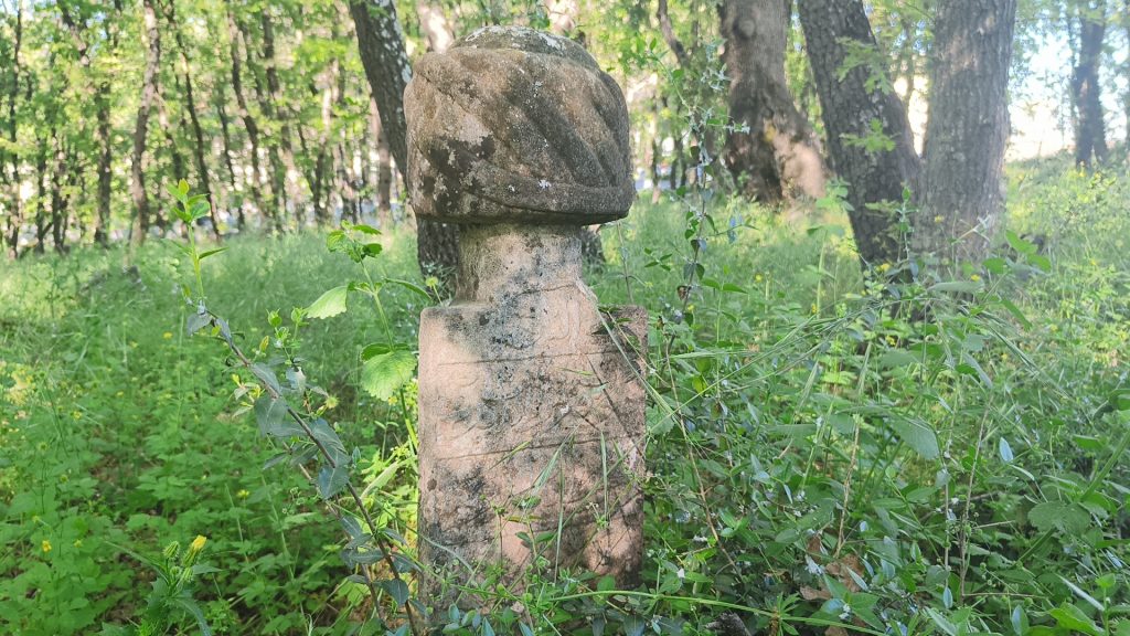 Tuzla Tepeören Mezarlığı Osmanlı mezar taşları